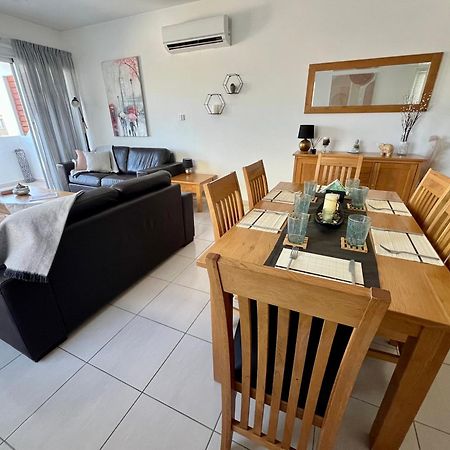 Beautiful 2 Bed Apartment In Peyia Valley, Paphos Exterior photo
