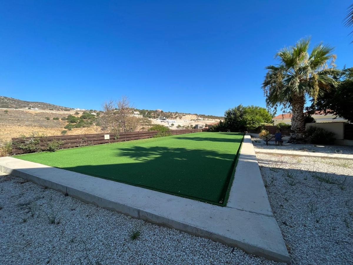 Beautiful 2 Bed Apartment In Peyia Valley, Paphos Exterior photo