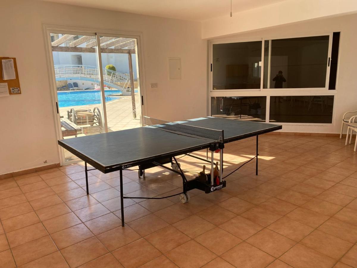 Beautiful 2 Bed Apartment In Peyia Valley, Paphos Exterior photo