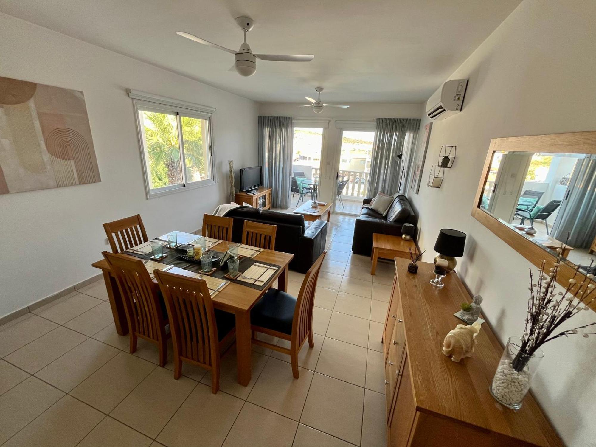 Beautiful 2 Bed Apartment In Peyia Valley, Paphos Exterior photo